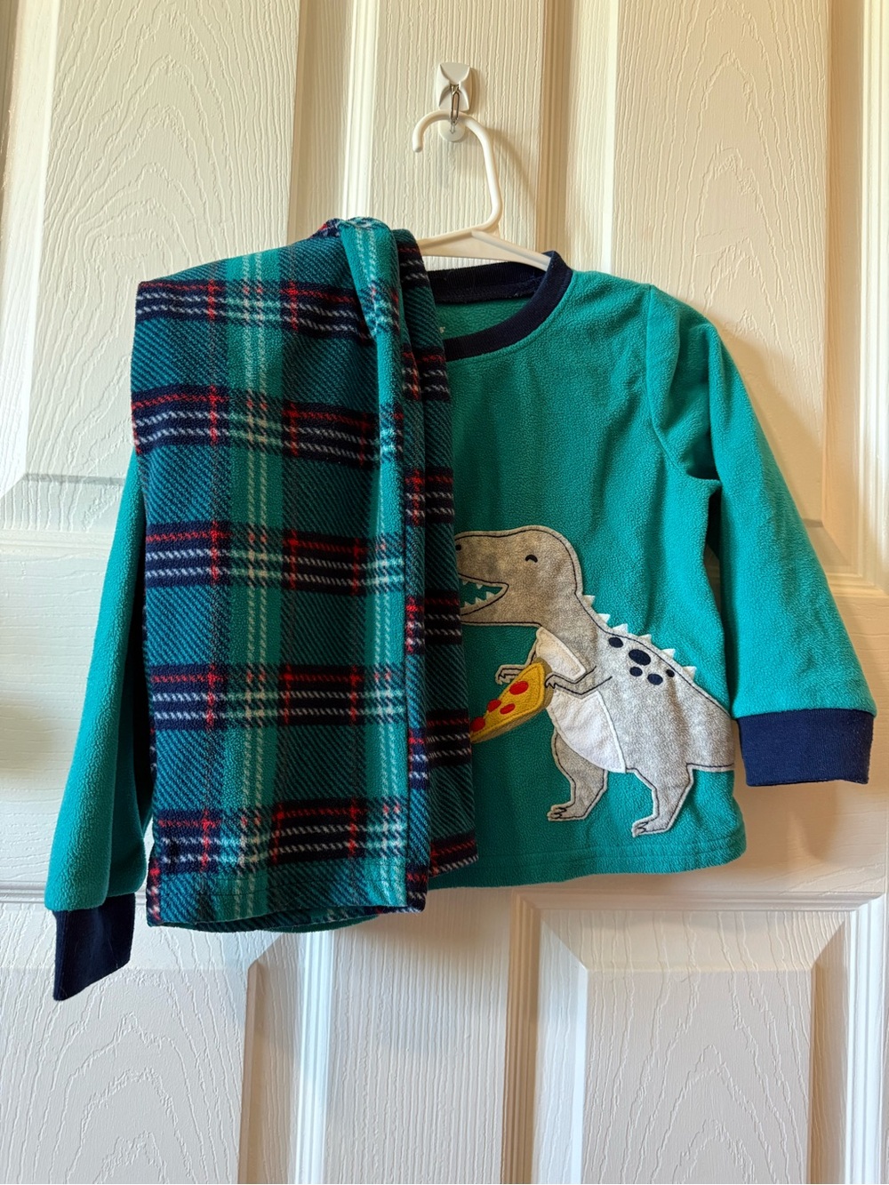 Carter’s 2T Cozy Teal Dinosaur & Pizza Fleece PJ Set with Plaid Pants
